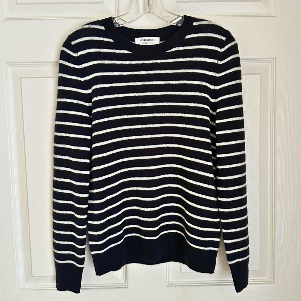 NWOT Nordstrom 100% Cashmere Crewneck Sweater Black Striped Women’s Small